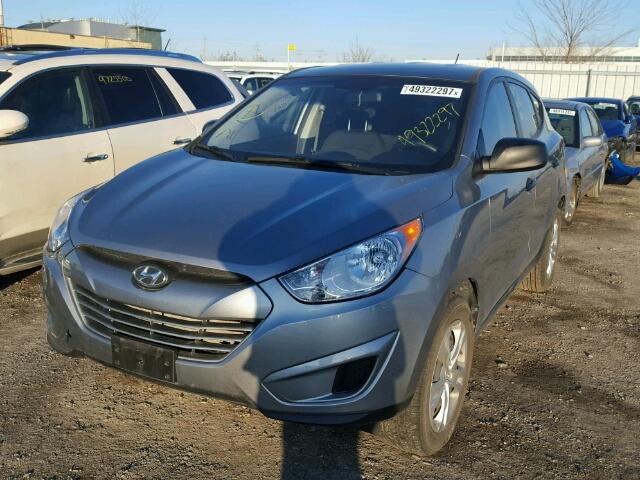 KM8JT3AC2CU479956 - 2012 HYUNDAI TUCSON GL SILVER photo 2