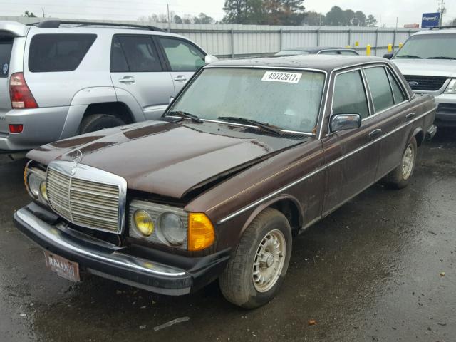 WDBAB33C5FA213114 - 1985 MERCEDES-BENZ 300 DT BROWN photo 2