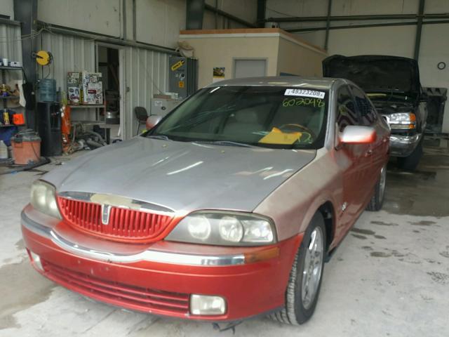 1LNHM86S32Y602048 - 2002 LINCOLN LS RED photo 2