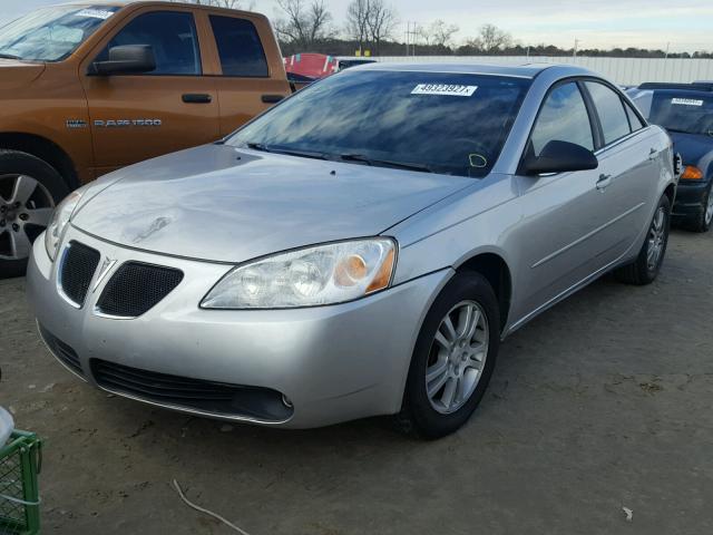 1G2ZG528954153354 - 2005 PONTIAC G6 SILVER photo 2