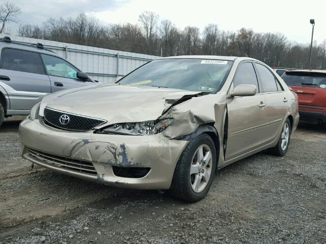 4T1BE32K35U576249 - 2005 TOYOTA CAMRY LE TAN photo 2