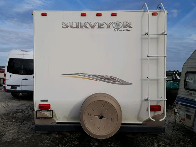 4X4TSVF258L011531 - 2008 FORV SURVEYOR WHITE photo 5