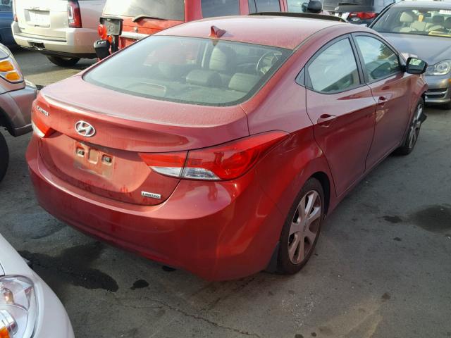 KMHDH4AE6DU511394 - 2013 HYUNDAI ELANTRA GL RED photo 4