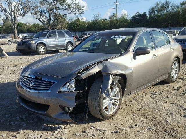 JN1CV6AP7DM303386 - 2013 INFINITI G37 BASE GRAY photo 2