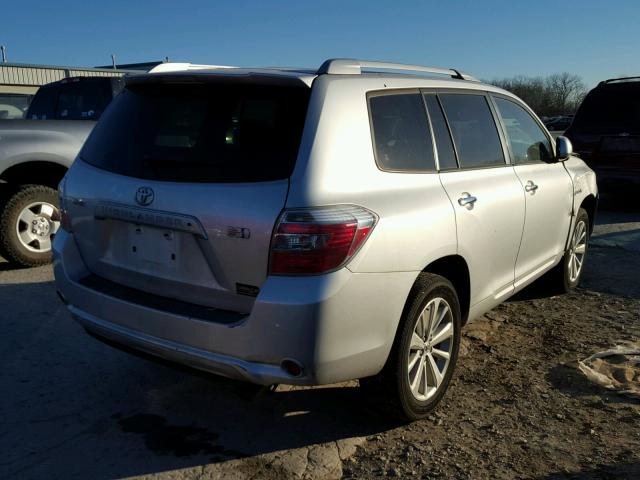 JTEEW41A182006579 - 2008 TOYOTA HIGHLANDER SILVER photo 4