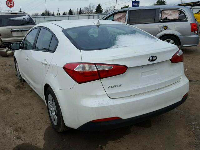 KNAFX4A66F5278751 - 2015 KIA FORTE LX WHITE photo 3