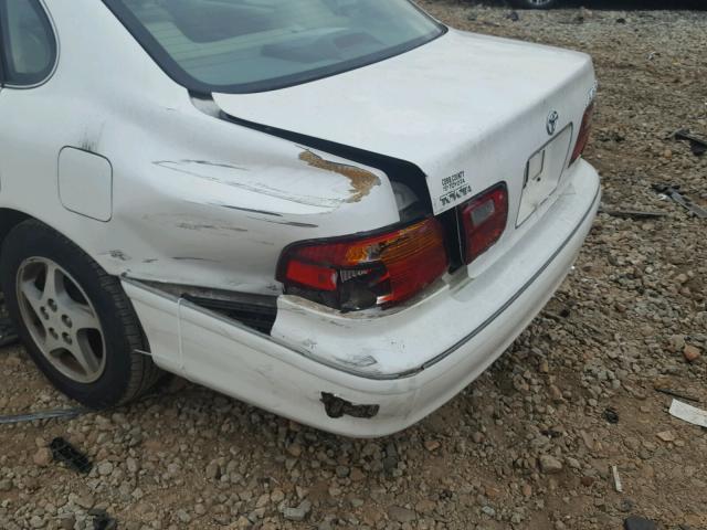 4T1BF18B9WU273082 - 1998 TOYOTA AVALON XL WHITE photo 9