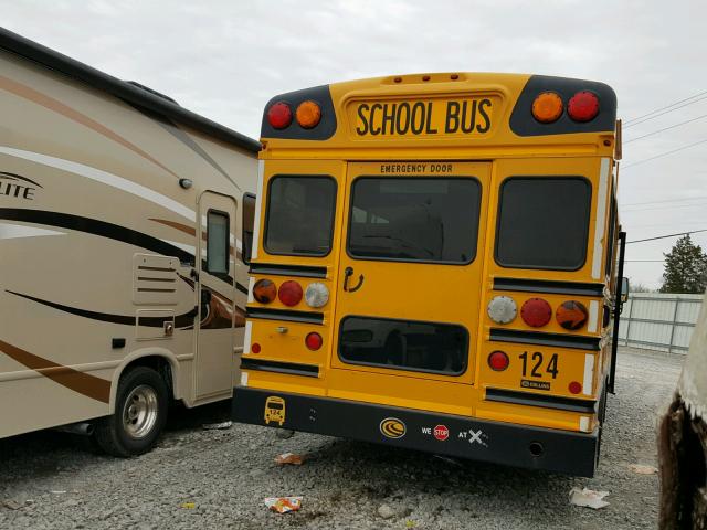 1GB9G5AG0A1166370 - 2010 CHEVROLET EXPRESS CU YELLOW photo 4