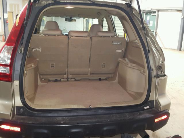 3CZRE38348G707421 - 2008 HONDA CR-V LX GOLD photo 9