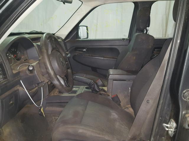 1J4PN2GK2BW588514 - 2011 JEEP LIBERTY SP BLUE photo 5