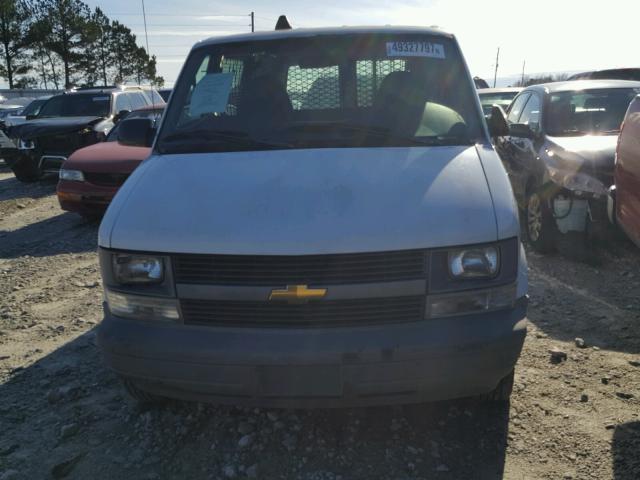 1GCDM19W6XB101304 - 1999 CHEVROLET ASTRO WHITE photo 9