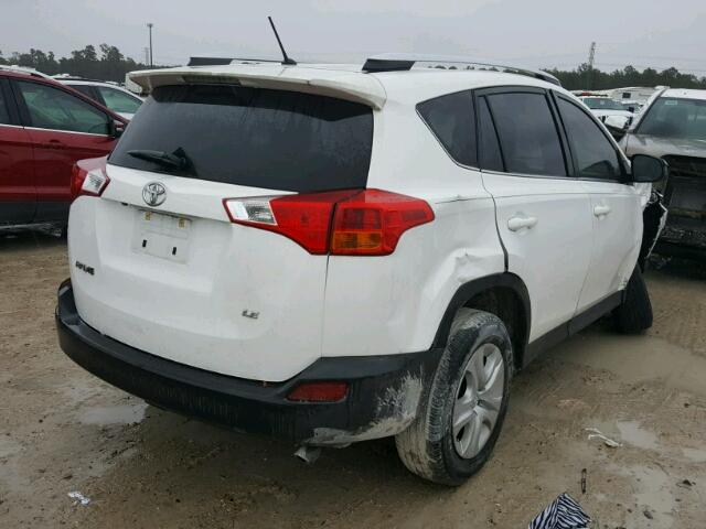 JTMZFREV3FD078062 - 2015 TOYOTA RAV4 LE WHITE photo 4