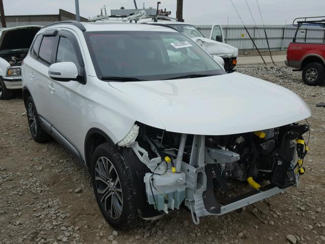 JA4AD3A32GZ063345 - 2016 MITSUBISHI OUTLANDER WHITE photo 1