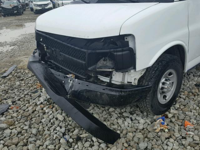 1GCWGFCFXF1143596 - 2015 CHEVROLET EXPRESS G2 WHITE photo 9