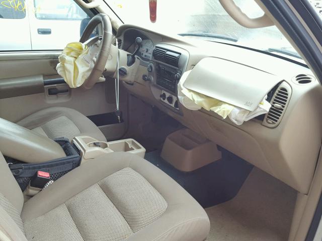 1FMZU77K64UA97470 - 2004 FORD EXPLORER S WHITE photo 5