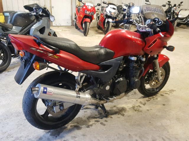 JKAZRDH151A000292 - 2001 KAWASAKI ZR750 G RED photo 4