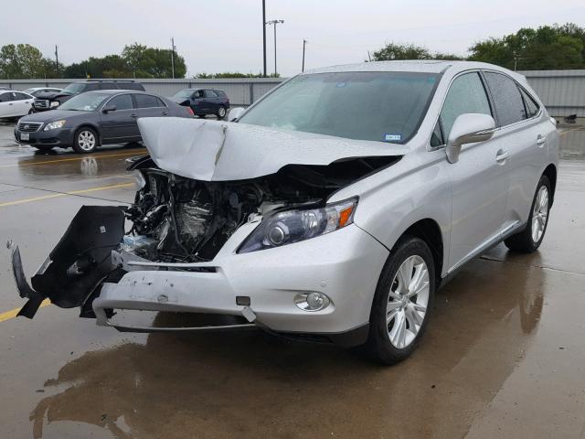 JTJZB1BA8A2004085 - 2010 LEXUS RX 450 SILVER photo 2