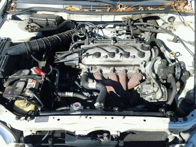 1HGCG5644XA116159 - 1999 HONDA ACCORD LX WHITE photo 7