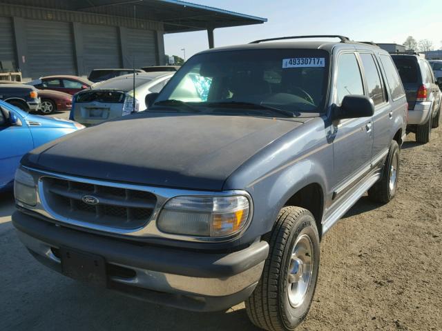 1FMZU32E0WZC14654 - 1998 FORD EXPLORER BLUE photo 2