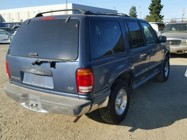 1FMZU32E0WZC14654 - 1998 FORD EXPLORER BLUE photo 4