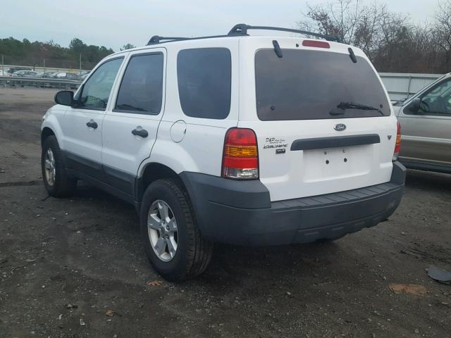 1FMCU93147KA13189 - 2007 FORD ESCAPE XLT WHITE photo 3