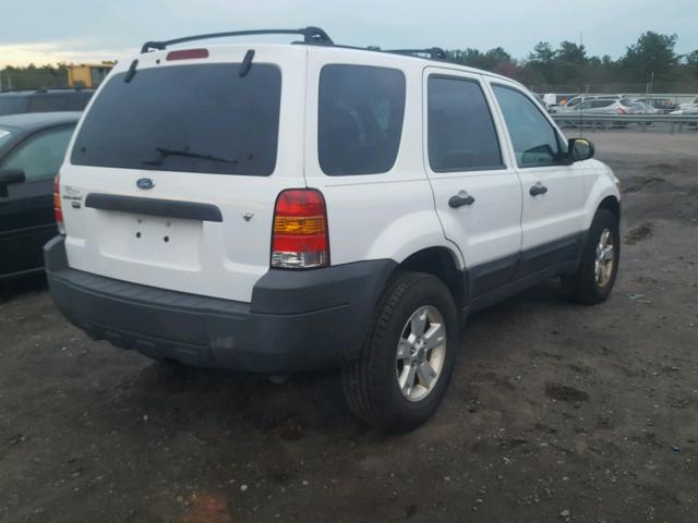 1FMCU93147KA13189 - 2007 FORD ESCAPE XLT WHITE photo 4