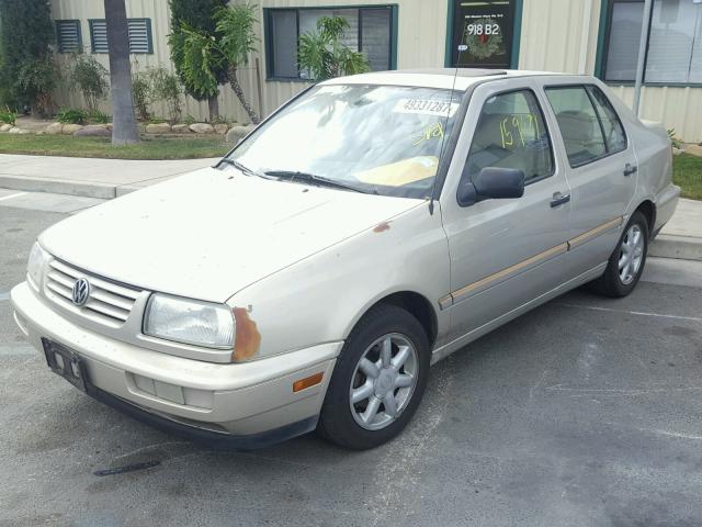 3VWXB81HXVM129845 - 1997 VOLKSWAGEN JETTA JAZZ GOLD photo 2