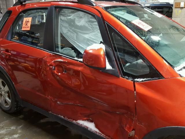 JS2YB5A36C6305304 - 2012 SUZUKI SX4 BASE ORANGE photo 9