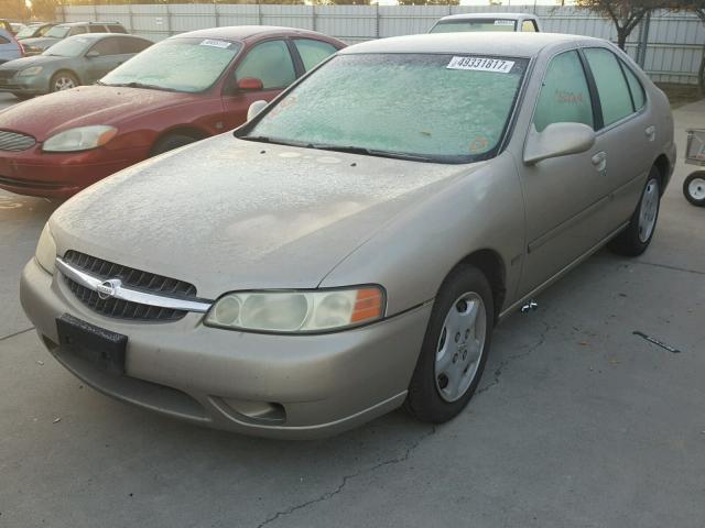 1N4DL01D61C117226 - 2001 NISSAN ALTIMA XE GOLD photo 2