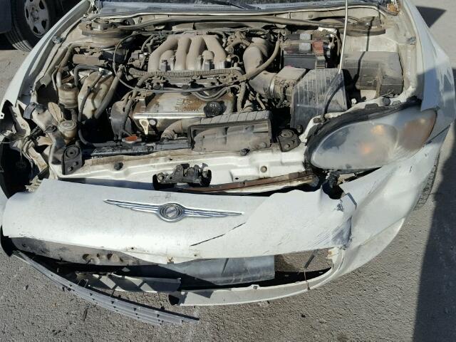 4C3AG52H11E076625 - 2001 CHRYSLER SEBRING LX WHITE photo 7