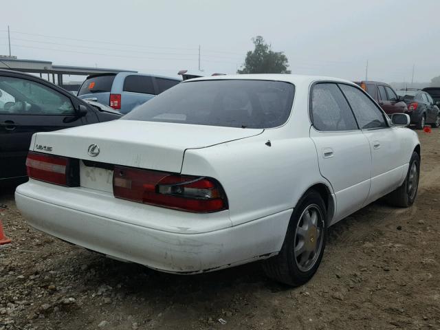 JT8BF12G0T0137921 - 1996 LEXUS ES 300 WHITE photo 4