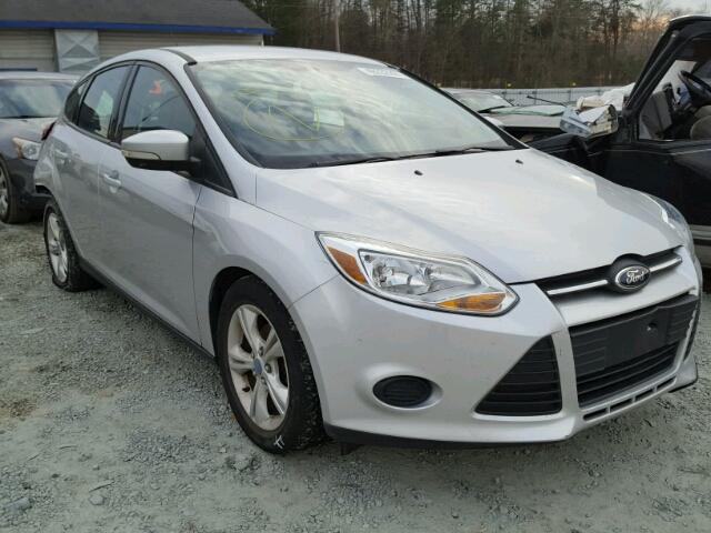 1FADP3K29DL279908 - 2013 FORD FOCUS SE SILVER photo 1