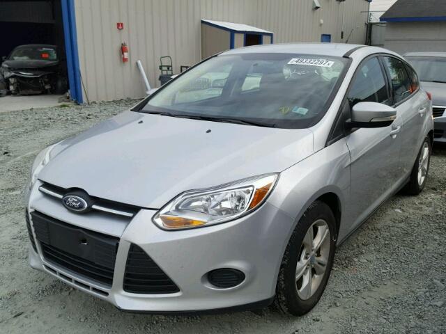 1FADP3K29DL279908 - 2013 FORD FOCUS SE SILVER photo 2