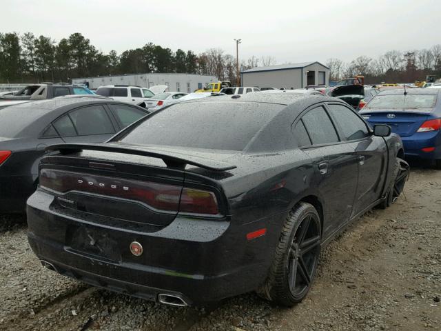 2C3CDXBG3DH532272 - 2013 DODGE CHARGER SE BLACK photo 4