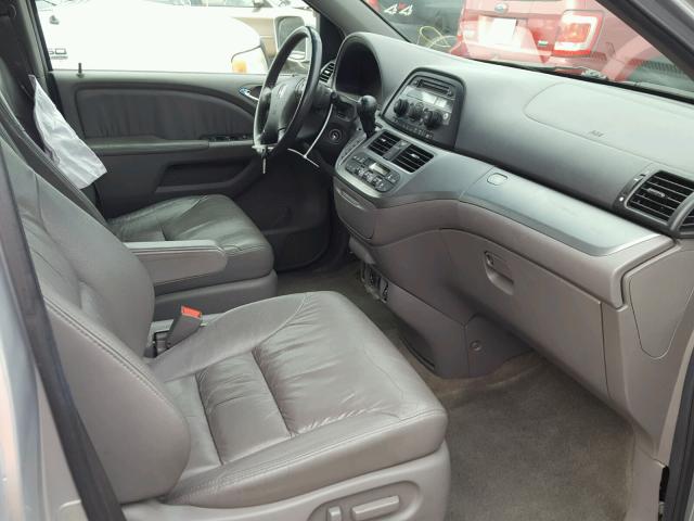 5FNRL3H65AB028498 - 2010 HONDA ODYSSEY EX SILVER photo 5