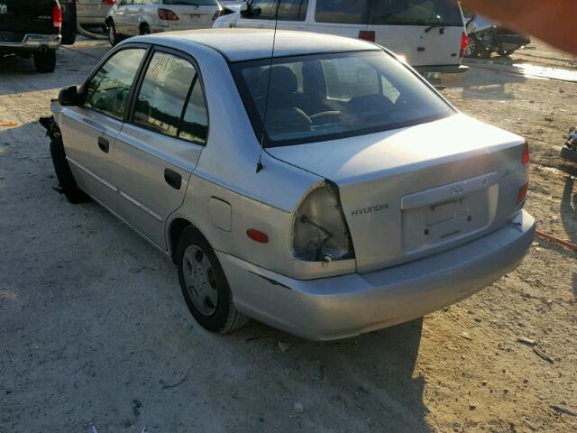 KMHCG45C32U310900 - 2002 HYUNDAI ACCENT GL SILVER photo 3