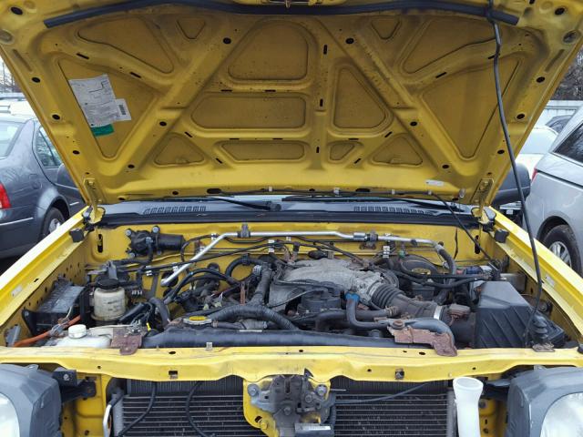 5N1ED28Y92C601971 - 2002 NISSAN XTERRA XE YELLOW photo 7