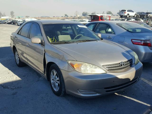 4T1BF32K44U068156 - 2004 TOYOTA CAMRY LE TAN photo 1