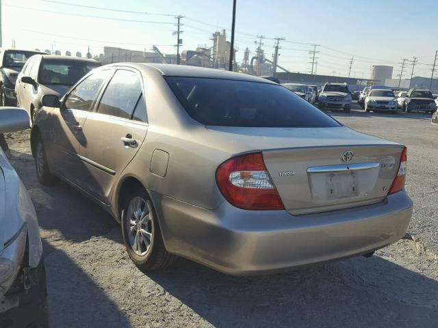 4T1BF32K44U068156 - 2004 TOYOTA CAMRY LE თაფლისფერი ფოტო 3