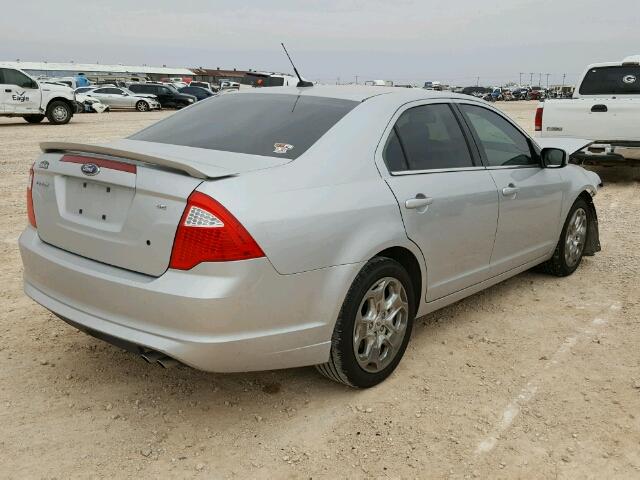 3FAHP0HA9AR198208 - 2010 FORD FUSION SE SILVER photo 4