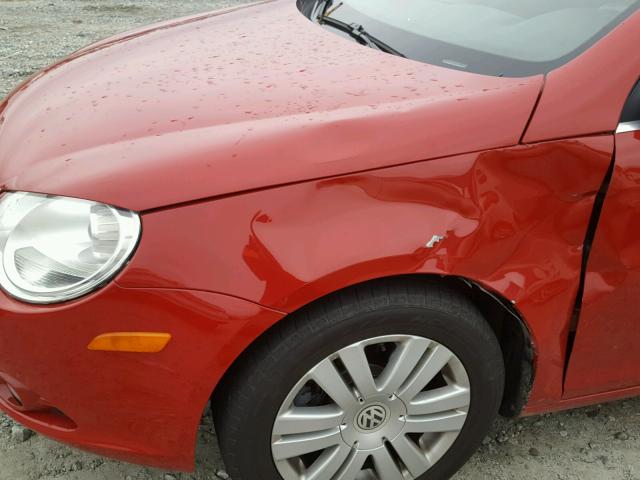 WVWBA71F48V050108 - 2008 VOLKSWAGEN EOS TURBO RED photo 9