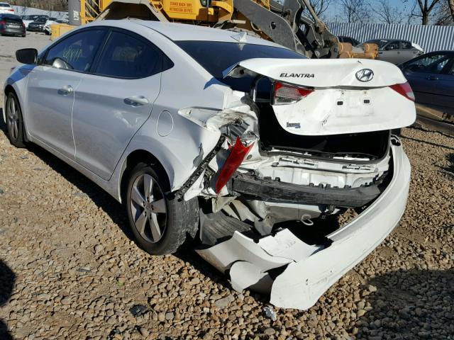 5NPDH4AE8DH393007 - 2013 HYUNDAI ELANTRA GL WHITE photo 3