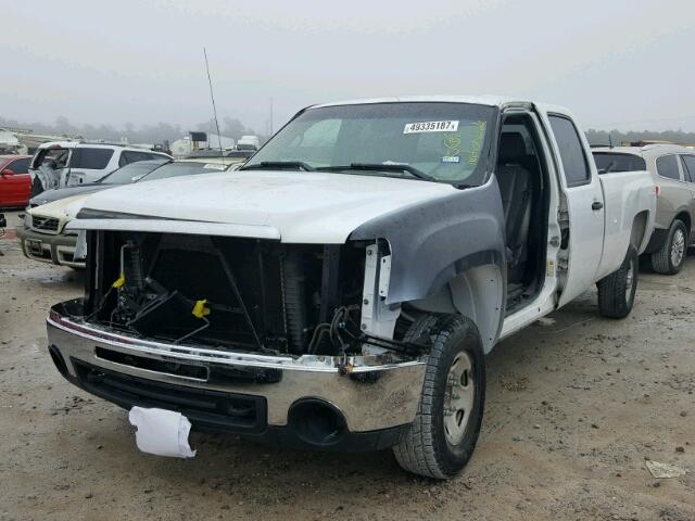 1GTHC23K47F508157 - 2007 GMC SIERRA C25 WHITE photo 2