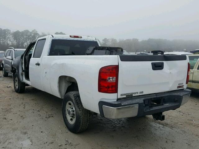 1GTHC23K47F508157 - 2007 GMC SIERRA C25 WHITE photo 3