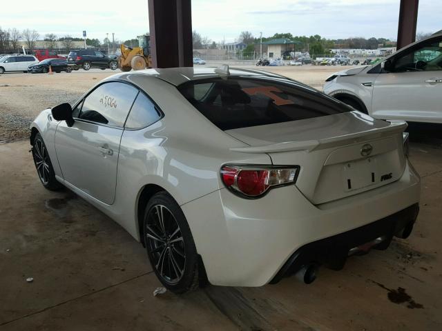 JF1ZNAA15F9703531 - 2015 TOYOTA SCION FR-S თეთრი ფოტო 3