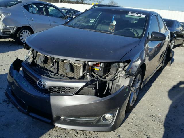 4T1BF1FK3DU683036 - 2013 TOYOTA CAMRY L GRAY photo 2