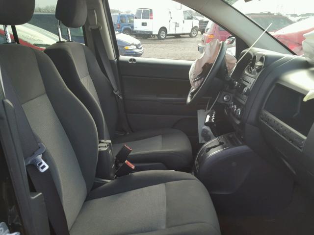 1C4NJDBB3ED748928 - 2014 JEEP COMPASS SP 黑色 照片 5