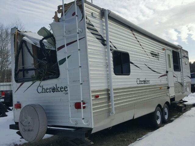 4X4TCKF208X108592 - 2008 WILDWOOD CHEROKEE WHITE photo 4