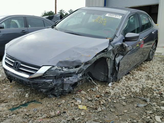 1HGCR2F50FA257536 - 2015 HONDA ACCORD SPO GRAY photo 2