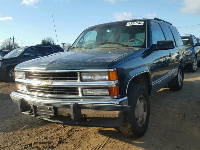 1GNEK13K5SJ442621 - 1995 CHEVROLET TAHOE K150 GREEN photo 2